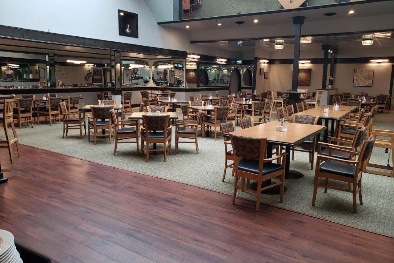 Baymont By Wyndham Red Deer Hotel Exterior photo