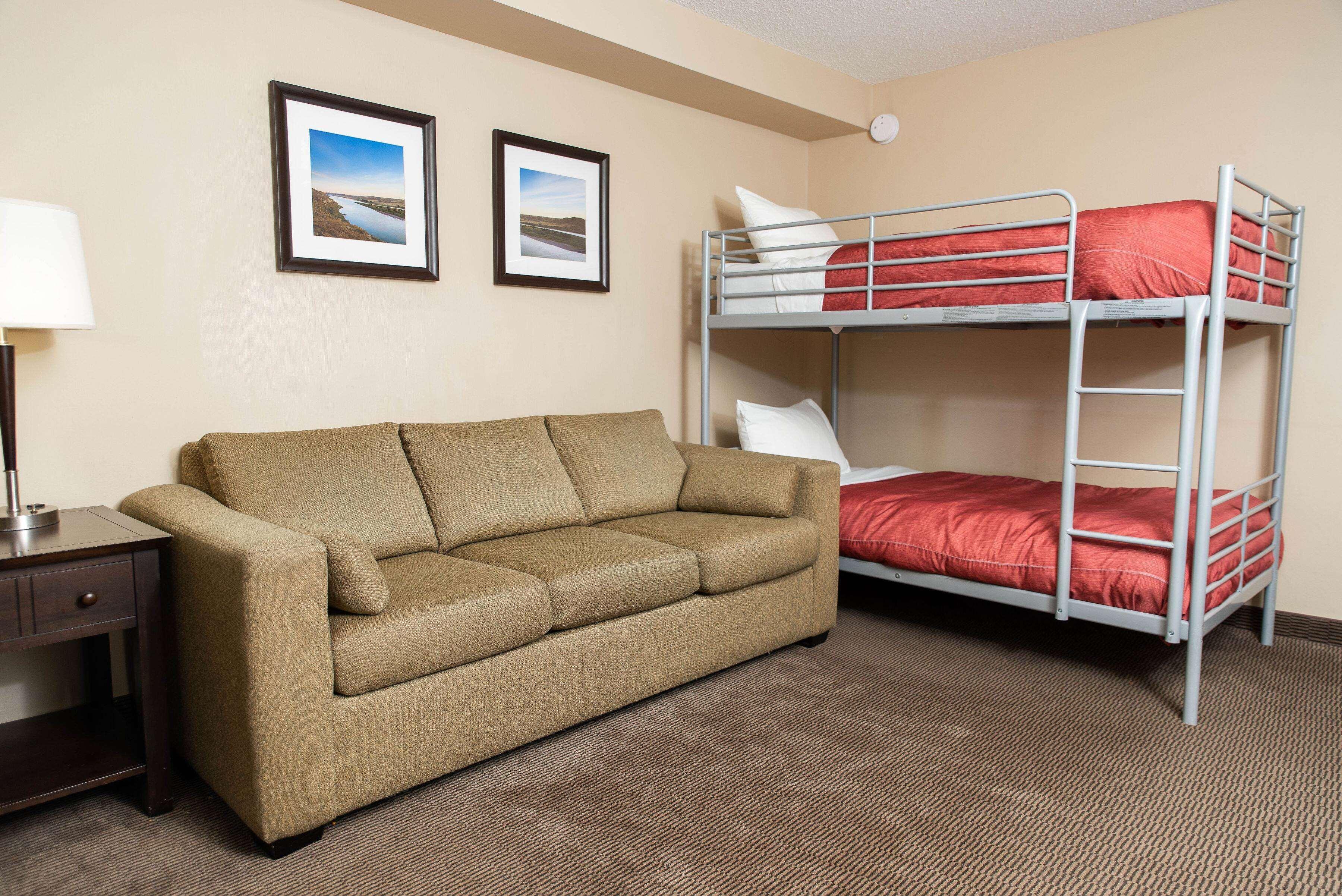 Baymont By Wyndham Red Deer Hotel Exterior photo